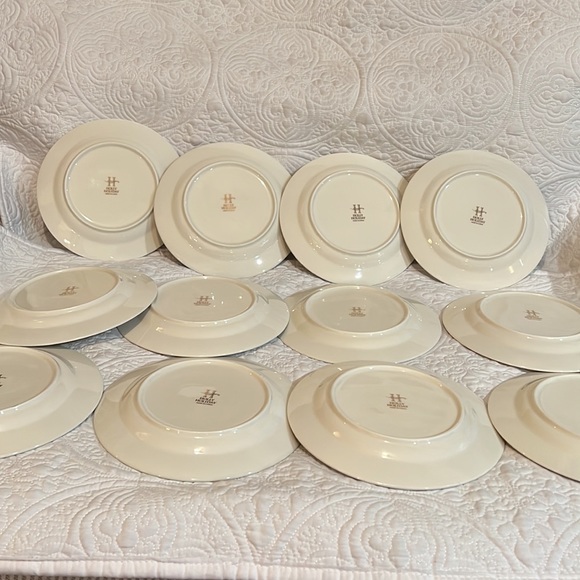 Holly holiday salad plates, set of 12 - Picture 10 of 10
